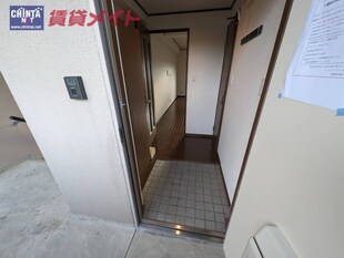 伊勢中川駅 徒歩5分 2階の物件内観写真